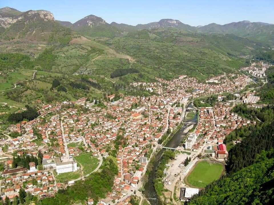 Стаи За Гости Тони Ribarica Exterior photo